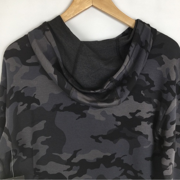 Athletic Works Women’s Soft Hoodie Top Bundle of 2 Black Gray Camo NEW Sz Medium - Picture 12 of 16